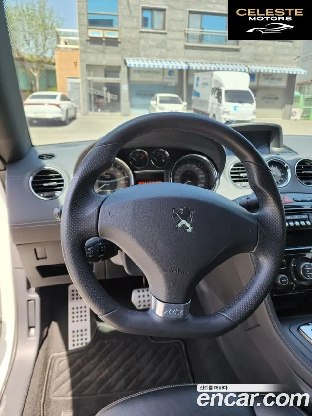 PEUGEOT RCZ 1.6 2013 — photo 16 sur 26