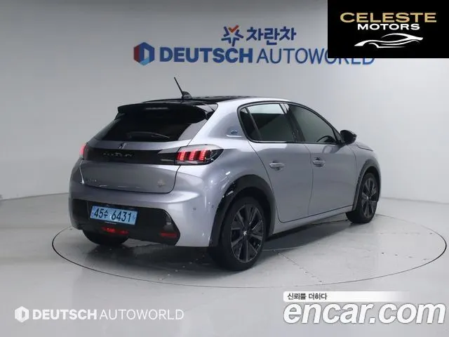 PEUGEOT e-208 2GT 2023 — photo 2 sur 26