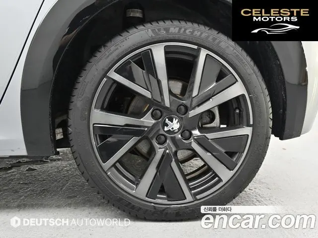 PEUGEOT e-208 2GT 2023 — photo 5 sur 26