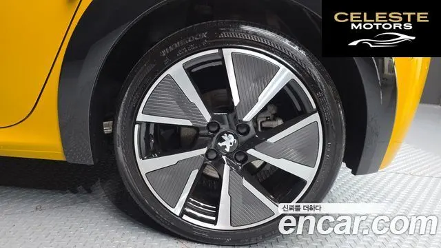 PEUGEOT e-208 2GT Line 2021 — photo 7 sur 30