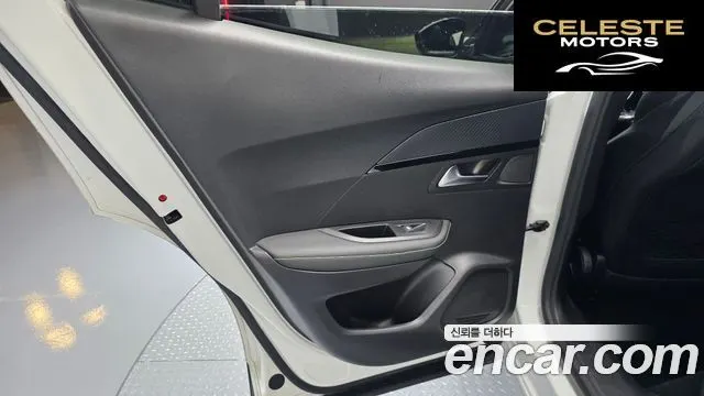 PEUGEOT 2008 21.5 BlueHDi GT Line 2021 — photo 15 sur 35