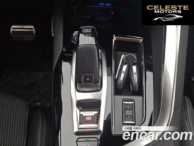 PEUGEOT 5008 21.2 Pure Tech GT 2022 — photo 12 sur 26