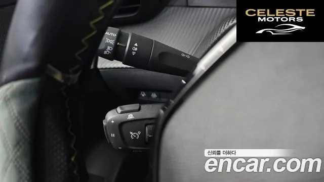PEUGEOT e-208 2GT 2023 — photo 13 sur 20