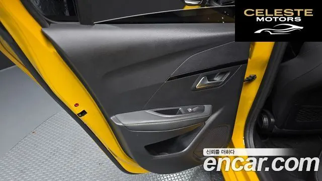 PEUGEOT e-208 2GT Line 2021 — photo 15 sur 30