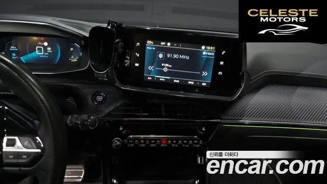 PEUGEOT e-208 2GT Line 2021 — photo 20 sur 30