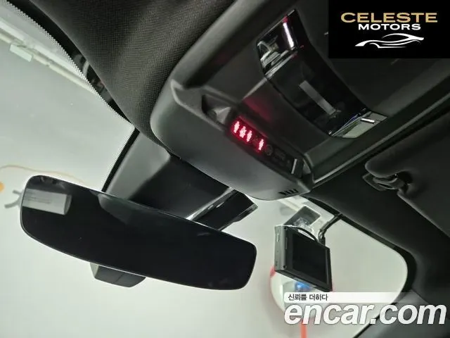 PEUGEOT e-2008 2EV GT 2022 — photo 15 sur 26