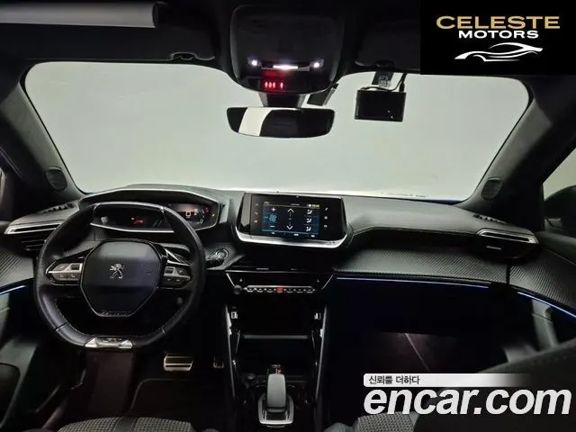 PEUGEOT e-2008 2EV GT 2022 — photo 24 sur 26