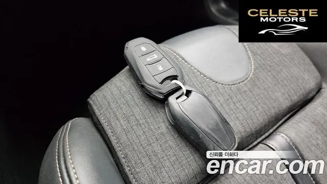 PEUGEOT 5008 21.5 BlueHDi GT Line 2019 — photo 31 sur 41