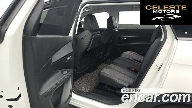 PEUGEOT 5008 21.5 BlueHDi 2020 — photo 16 sur 32