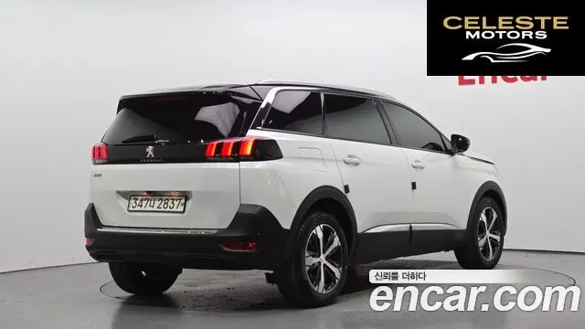 PEUGEOT 5008 21.5 BlueHDi 2020 — photo 2 sur 32
