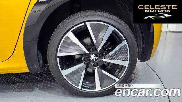 PEUGEOT e-208 2GT Line 2021 — photo 7 sur 32