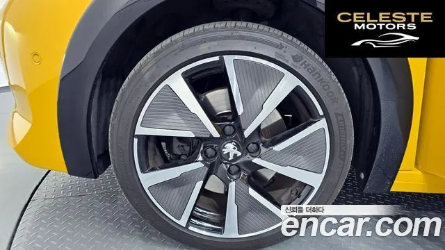 PEUGEOT e-208 2GT Line 2021 — photo 5 sur 32