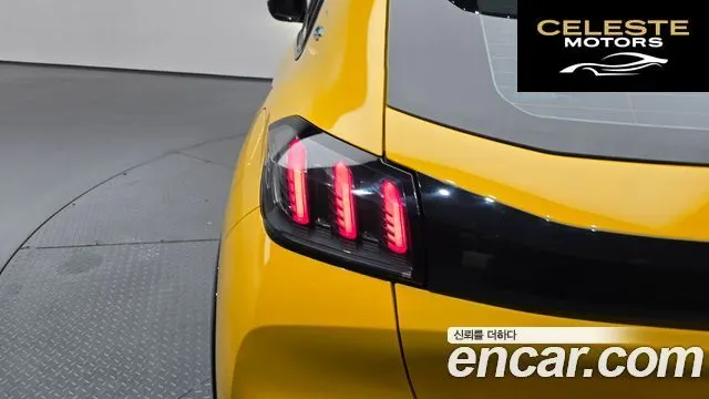 PEUGEOT e-208 2GT Line 2021 — photo 9 sur 32