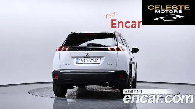 PEUGEOT 2008 21.5 BlueHDi GT 2022 — photo 4 sur 26