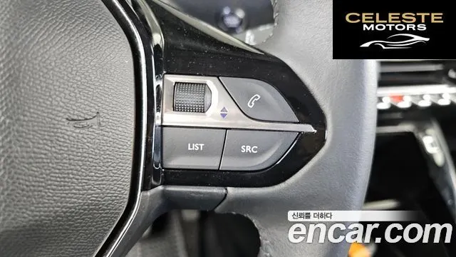 PEUGEOT e-208 2 2022 — photo 28 sur 33