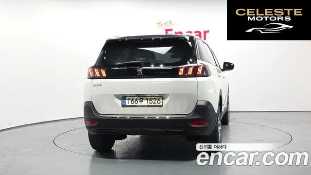PEUGEOT 5008 21.2 Pure Tech 2022 — photo 4 sur 45
