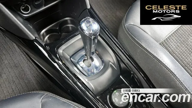 PEUGEOT 2008 1.6 BlueHDi GC 2018 — photo 12 sur 30