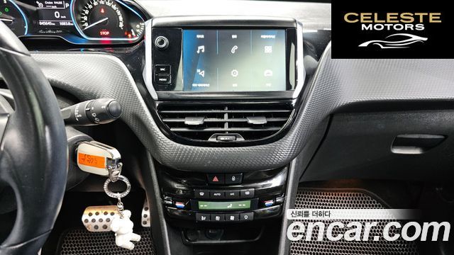 PEUGEOT 2008 1.5 BlueHDi 2019 — photo 13 sur 20