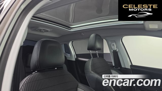 PEUGEOT 2008 1.6 BlueHDi 2016 — photo 17 sur 20
