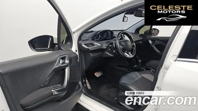PEUGEOT 2008 1.6 BlueHDi GC 2018 — photo 12 sur 33