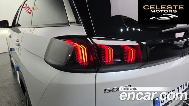 PEUGEOT 5008 21.5 BlueHDi 2021 — photo 9 sur 30