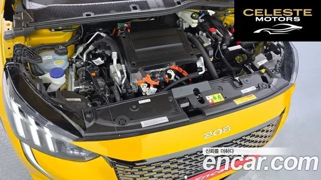 PEUGEOT e-208 2GT 2023 — photo 6 sur 36
