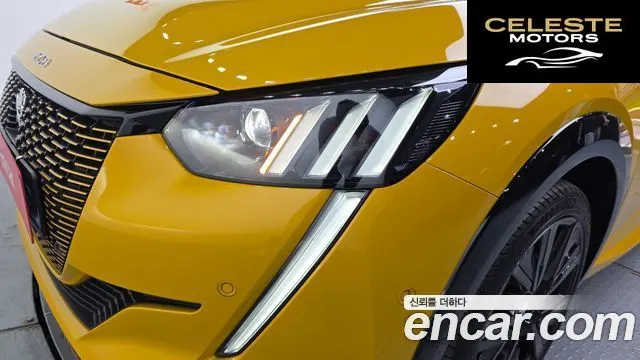 PEUGEOT e-208 2GT 2023 — photo 8 sur 36