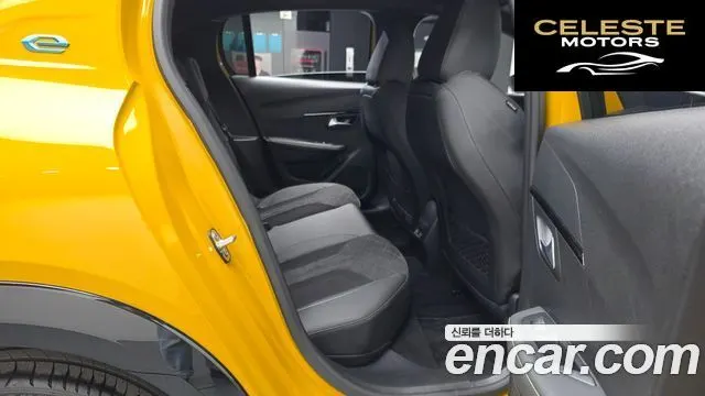PEUGEOT e-208 2GT 2023 — photo 18 sur 30