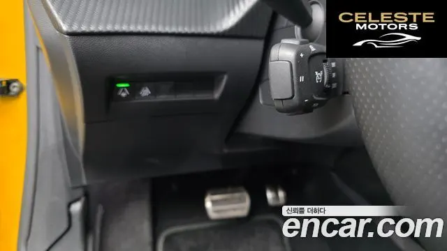 PEUGEOT e-208 2GT 2023 — photo 26 sur 30