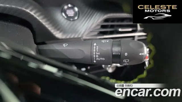 PEUGEOT e-208 2GT 2023 — photo 27 sur 30