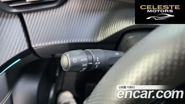 PEUGEOT e-2008 2EV GT 2022 — photo 33 sur 35