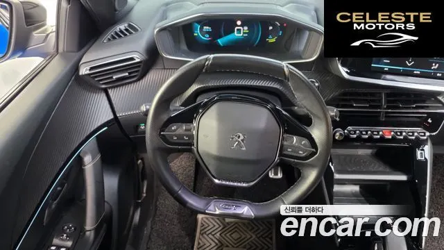 PEUGEOT e-2008 2EV GT 2022 — photo 19 sur 35