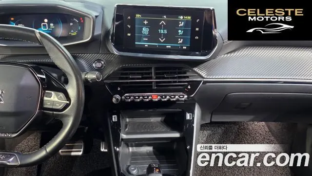 PEUGEOT e-2008 2EV GT 2022 — photo 20 sur 35