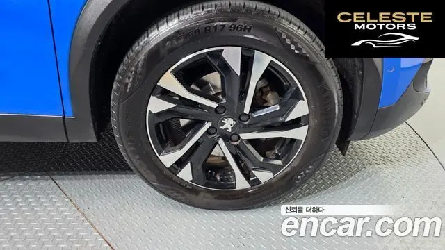 PEUGEOT e-2008 2EV GT 2022 — photo 7 sur 35
