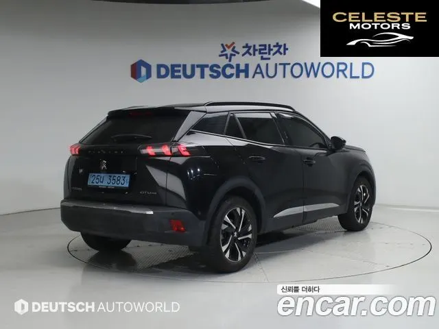 PEUGEOT e-2008 2EV GT 2021 — photo 2 sur 26