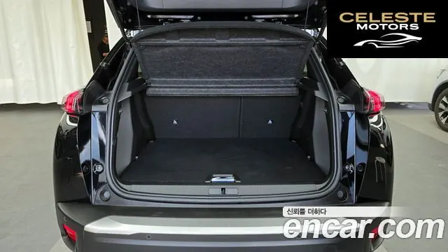 PEUGEOT e-2008 2EV GT 2023 — photo 26 sur 30