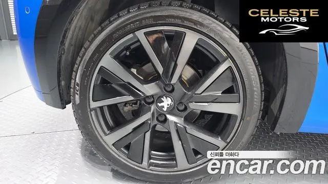 PEUGEOT e-208 2GT 2023 — photo 5 sur 30