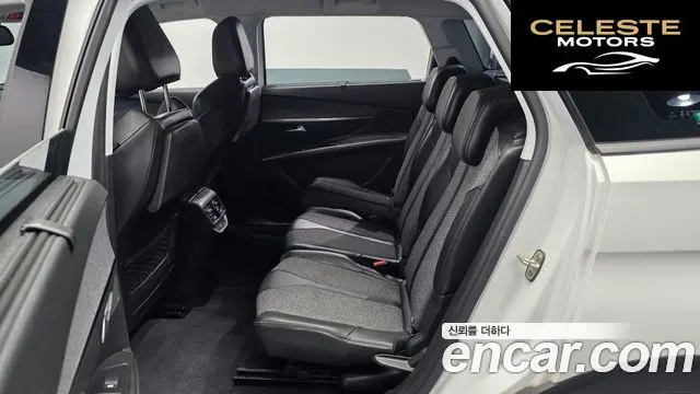 PEUGEOT 5008 21.5 BlueHDi 2019 — photo 16 sur 34