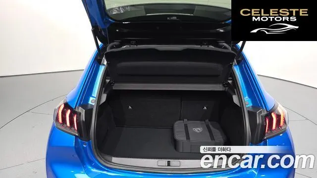 PEUGEOT e-208 2GT 2023 — photo 26 sur 30