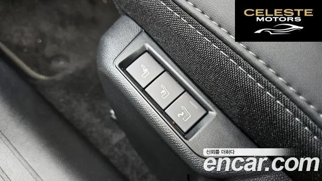 PEUGEOT e-208 2GT 2023 — photo 28 sur 30