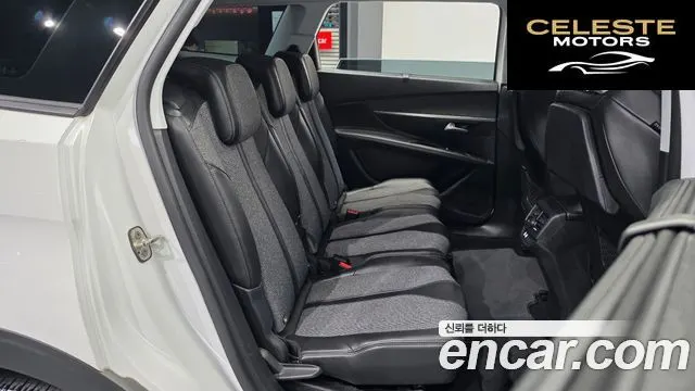 PEUGEOT 5008 21.5 BlueHDi 2019 — photo 18 sur 34