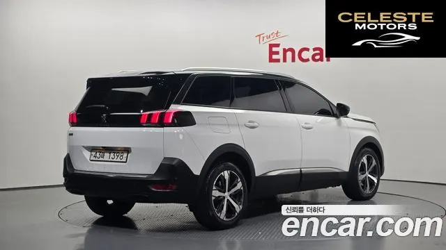 PEUGEOT 5008 21.5 BlueHDi 2019 — photo 2 sur 34