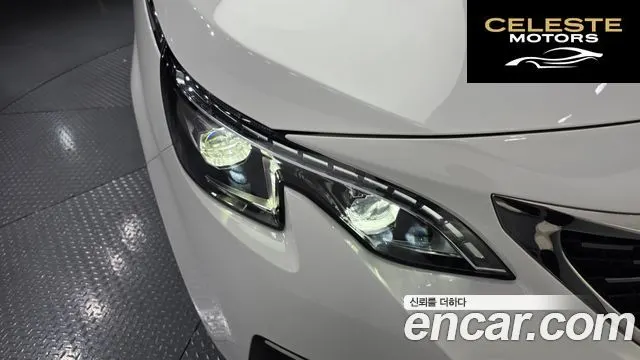 PEUGEOT 5008 21.5 BlueHDi 2019 — photo 8 sur 34