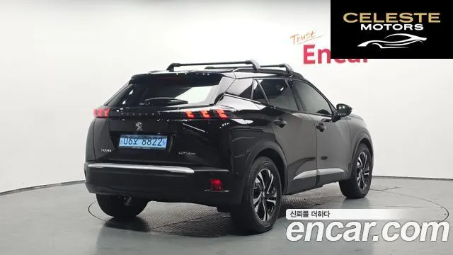 PEUGEOT e-2008 2EV GT Line 2021 — photo 2 sur 33