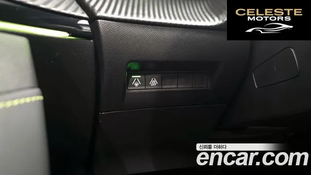 PEUGEOT e-2008 2EV GT Line 2021 — photo 24 sur 33