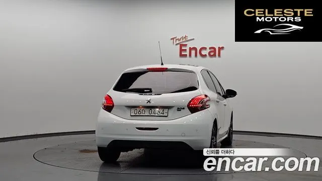 PEUGEOT 208 1.6 e-HDi 5portes 2016 — photo 4 sur 20