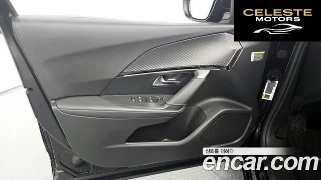 PEUGEOT e-2008 2EV GT Line 2021 — photo 14 sur 33