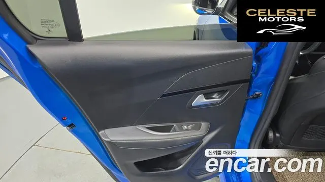 PEUGEOT e-208 2GT Line 2021 — photo 15 sur 33