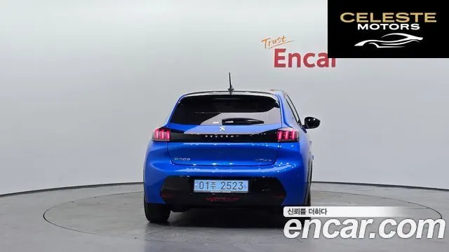PEUGEOT e-208 2GT Line 2021 — photo 4 sur 33