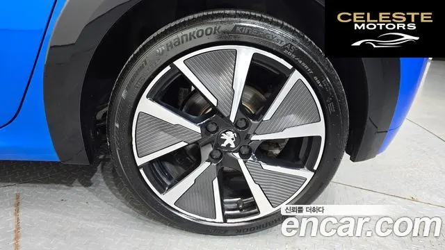 PEUGEOT e-208 2GT Line 2021 — photo 7 sur 33
